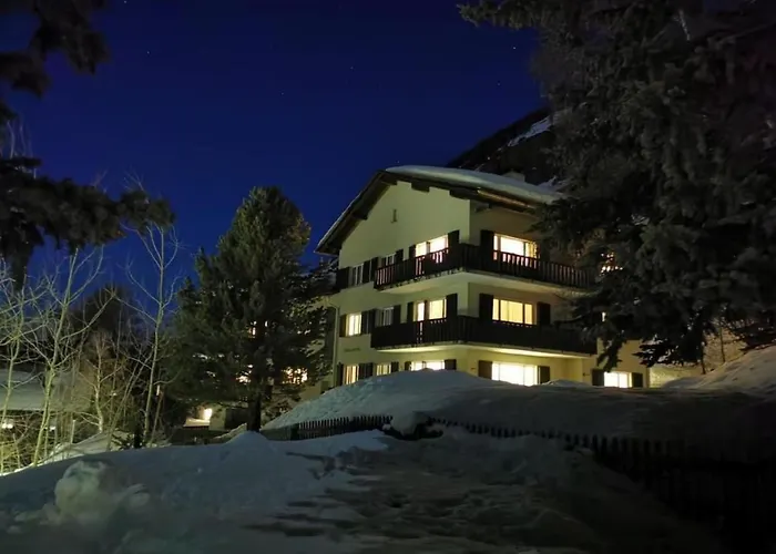 Chesa Andrea- Eg By Interhome Apartmán